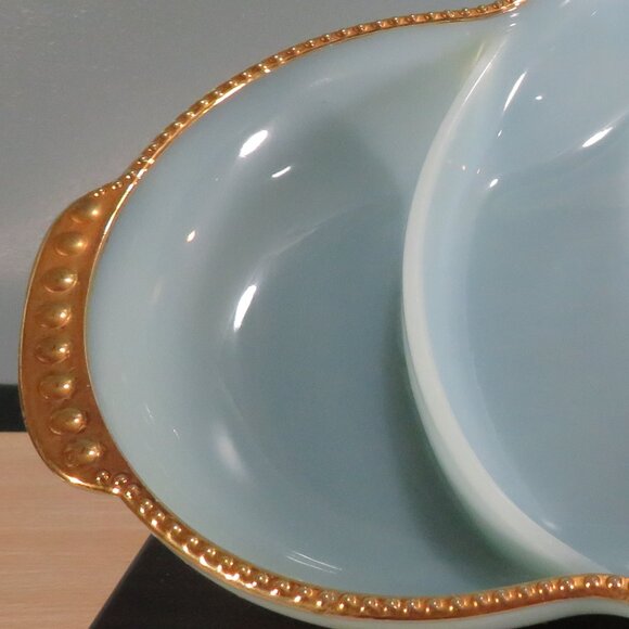Vintage Fire King Delphite Blue and Gold Glass Oven Dish - Picture 6 of 9
